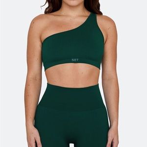 BRAND NEW NWT SET ACTIVE SCULPTFLEX ONE SHOULDER SET